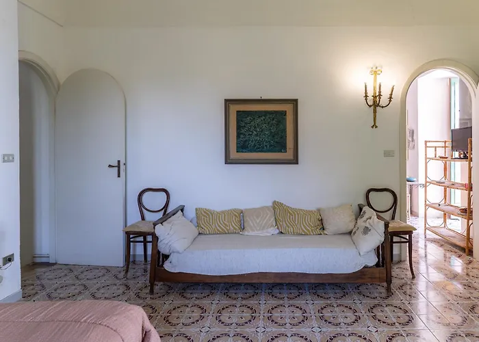 Spectacular With Private Platform, Parking And Terrace! *