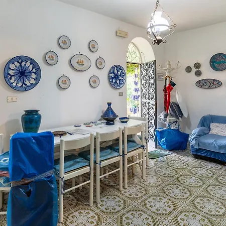Spectacular With Private Platform, Parking And Terrace! * 米诺利